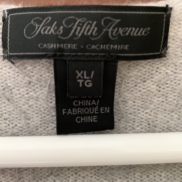 Saks fifth avenue cashmere top - Picture 5 of 5